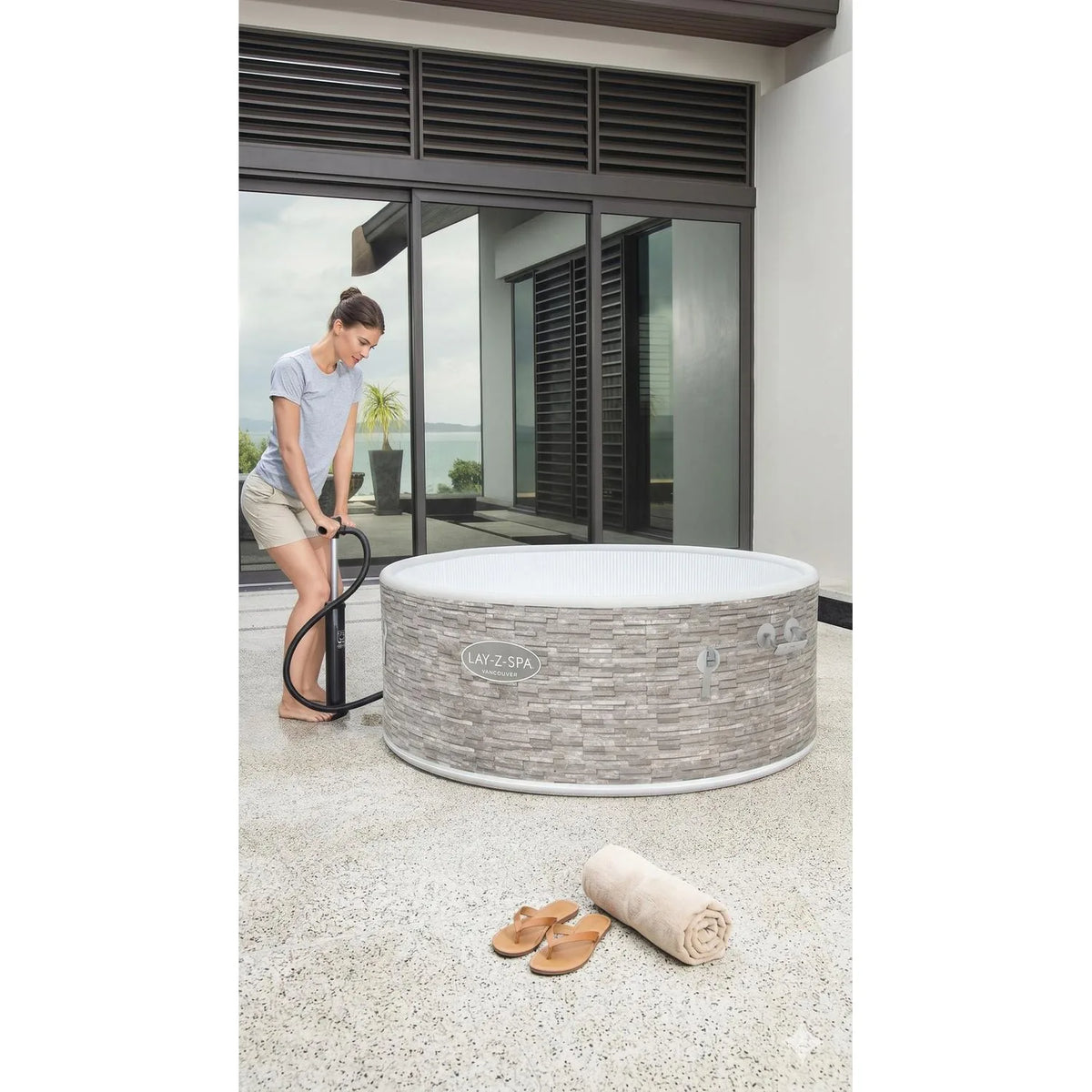 Spa Inflable Bestway Lay-Z-Spa Vancouver AirJet Plus 3-5 Personas en uso