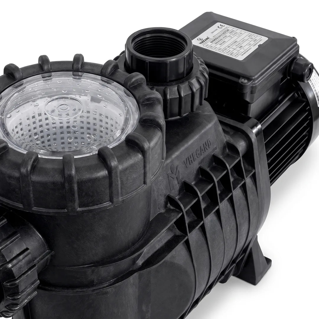 Bomba 1/3 hp premium italiano vulcano — detalle del prefiltro y etiqueta