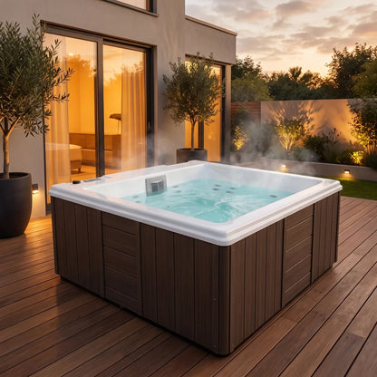 Spa Zen para 4 personas instalado en la terraza de una casa, con agua caliente y vapor