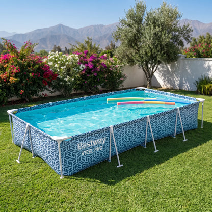 Piscina Bestway Steel Pro 3,66 x 2,01 m Diseño armada en un patio con la cordillera de fondo