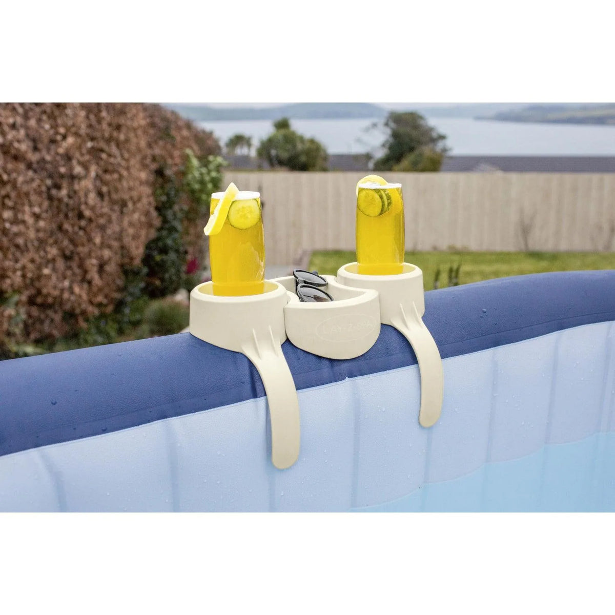 Portavasos para Spa Inflable Bestway Lay-Z-Spa en uso